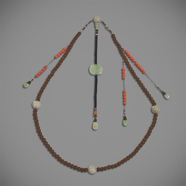 12. Court Necklace