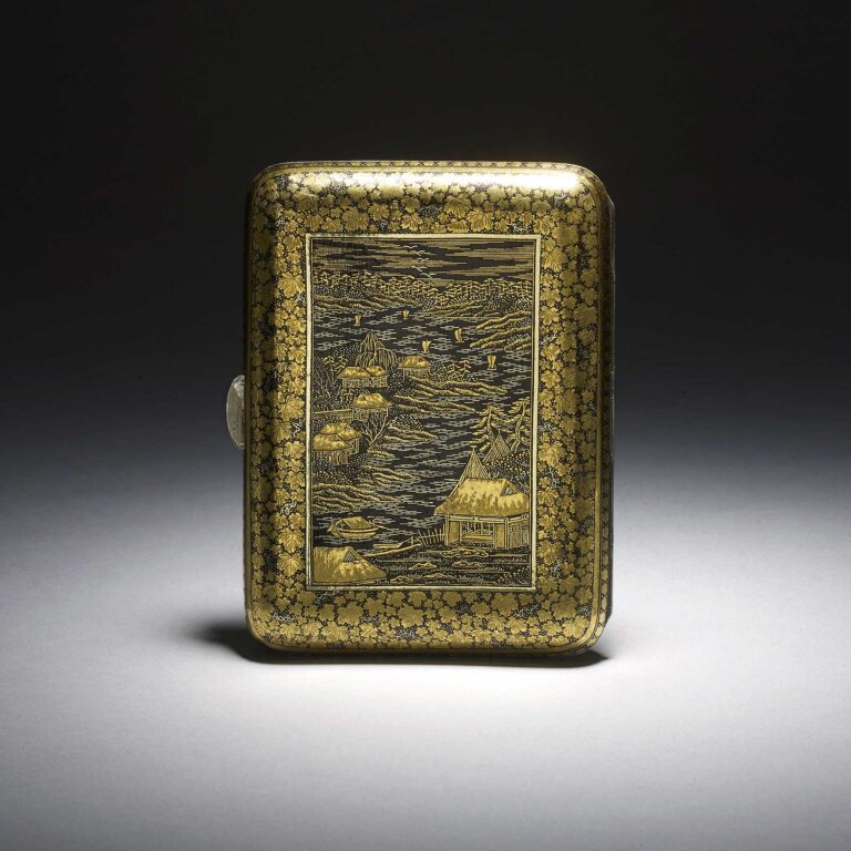 Komai Cigarette Box