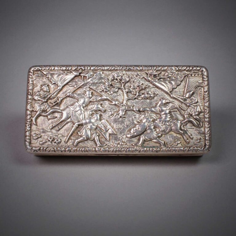 Chinese Silver Snuff Box