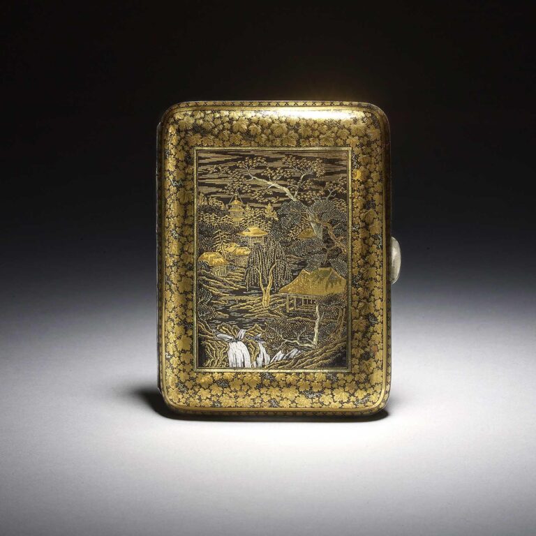 Komai Cigarette Box