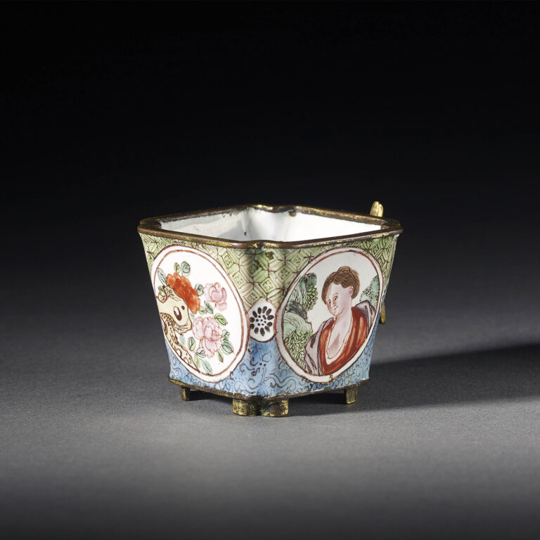 Square Cup