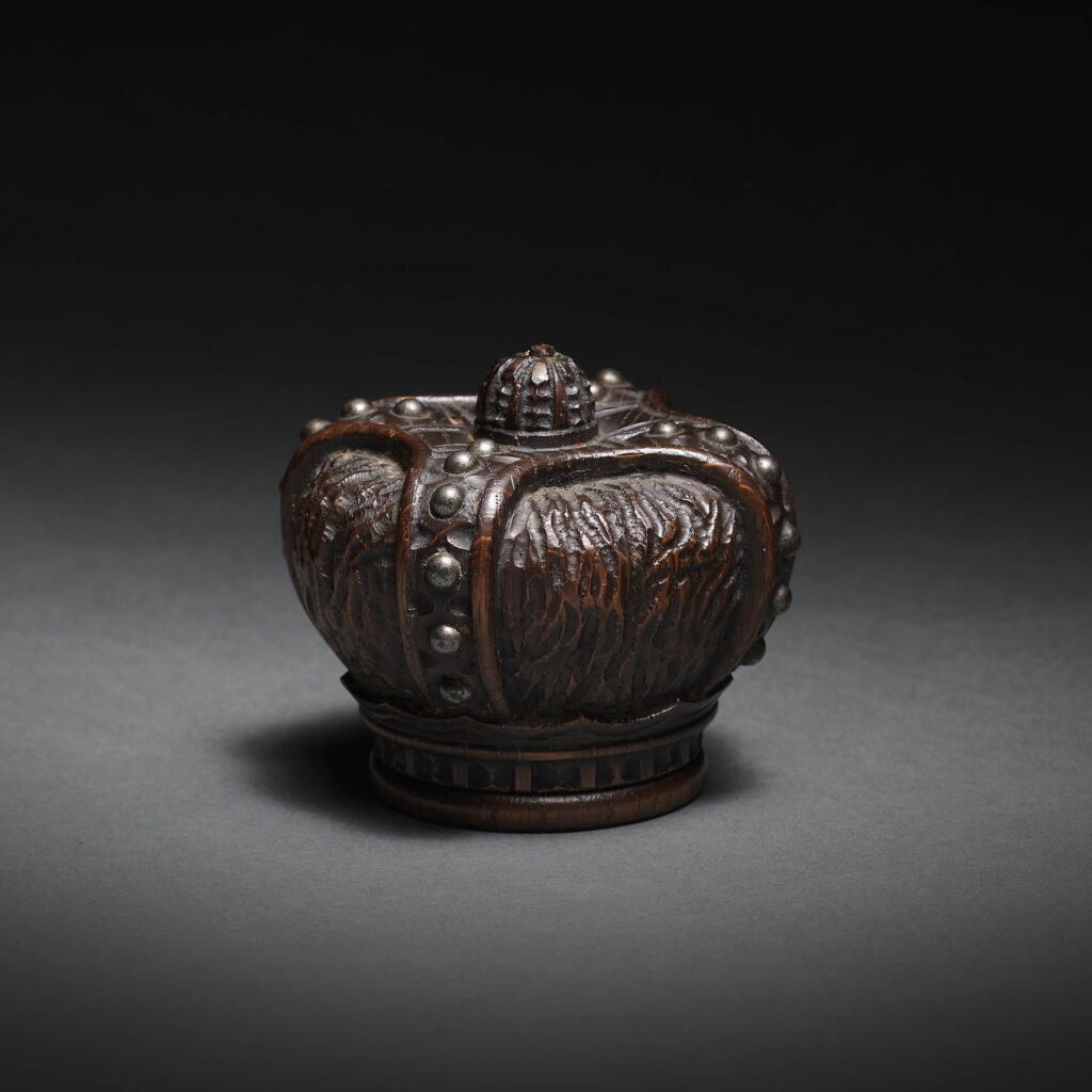 Crown Box