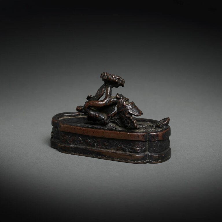 Bronze Water Dropper