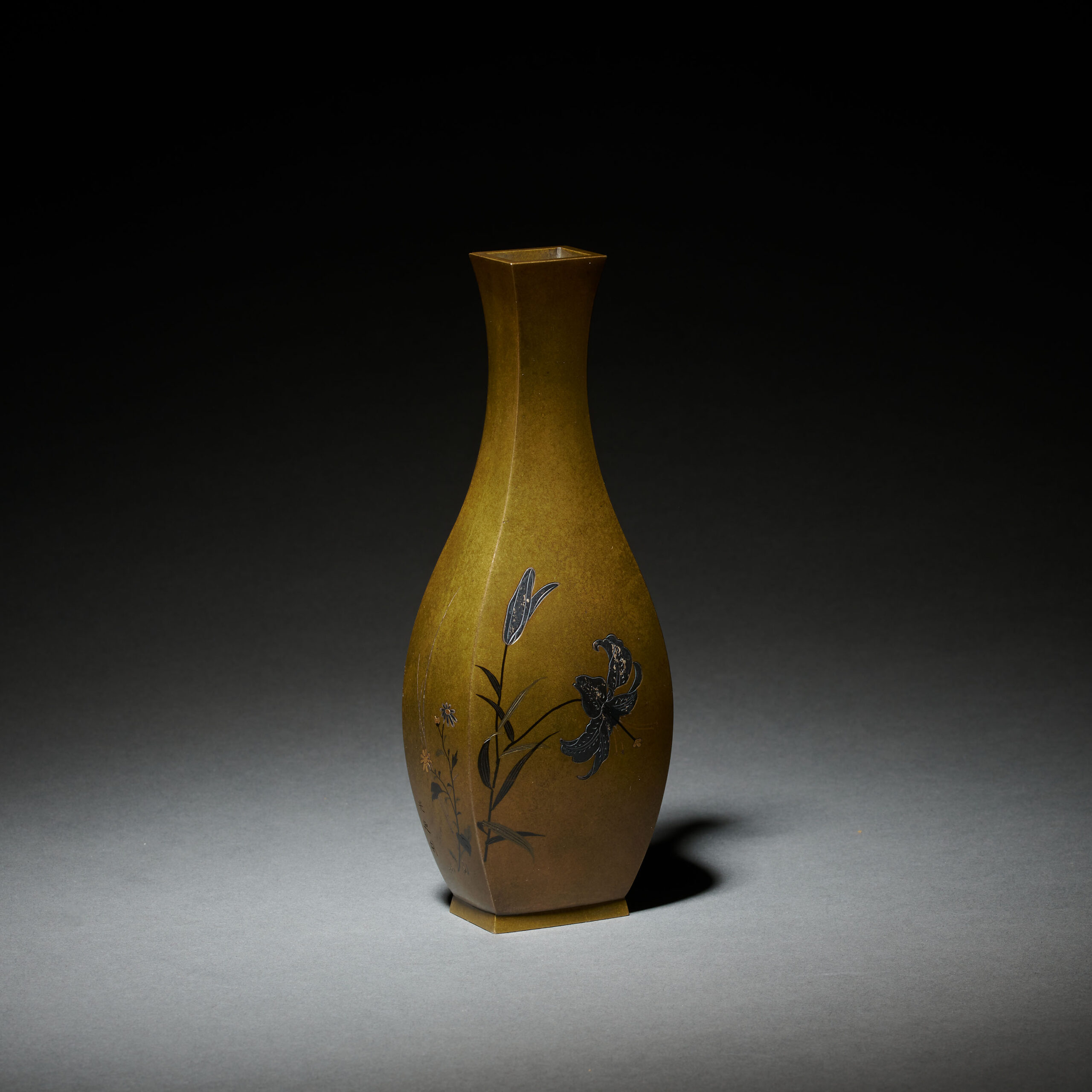 Japanese Flower Vase
