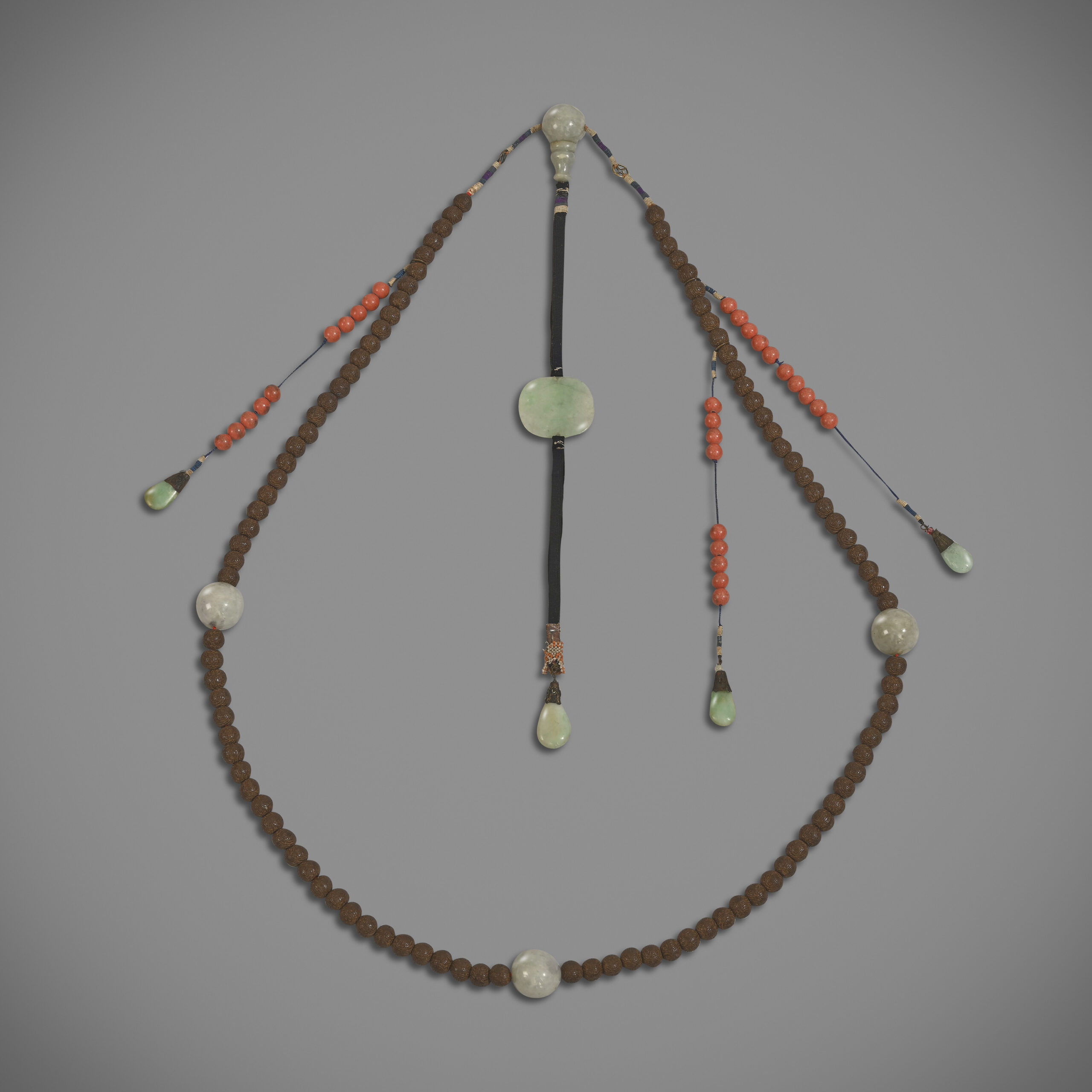 Court Necklace