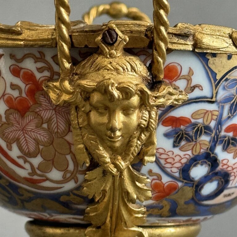 Mounted Bowl