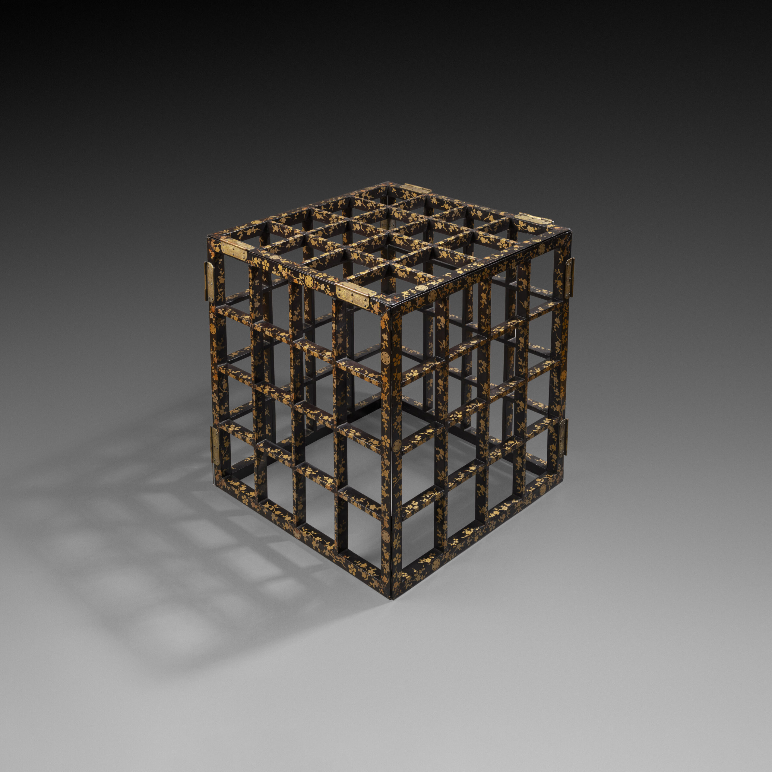 Lacquer Folding Armour Case