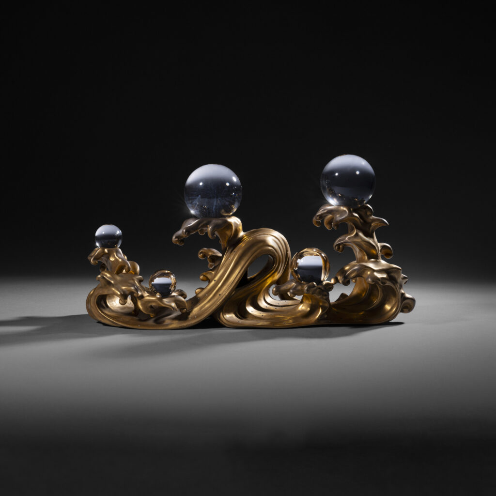 Gold Wave Okimono
