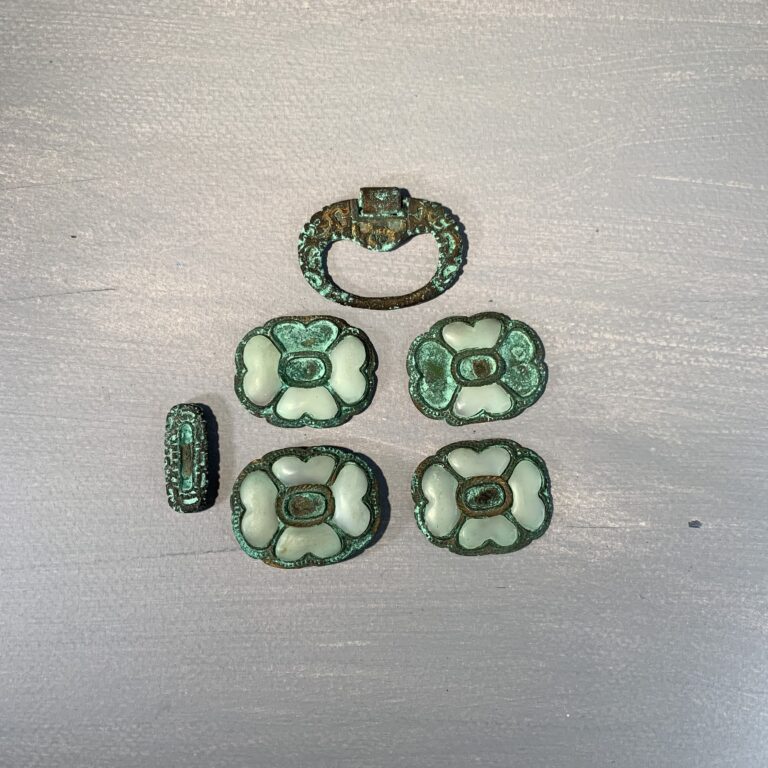 Four Quatrefoil Belt Insets