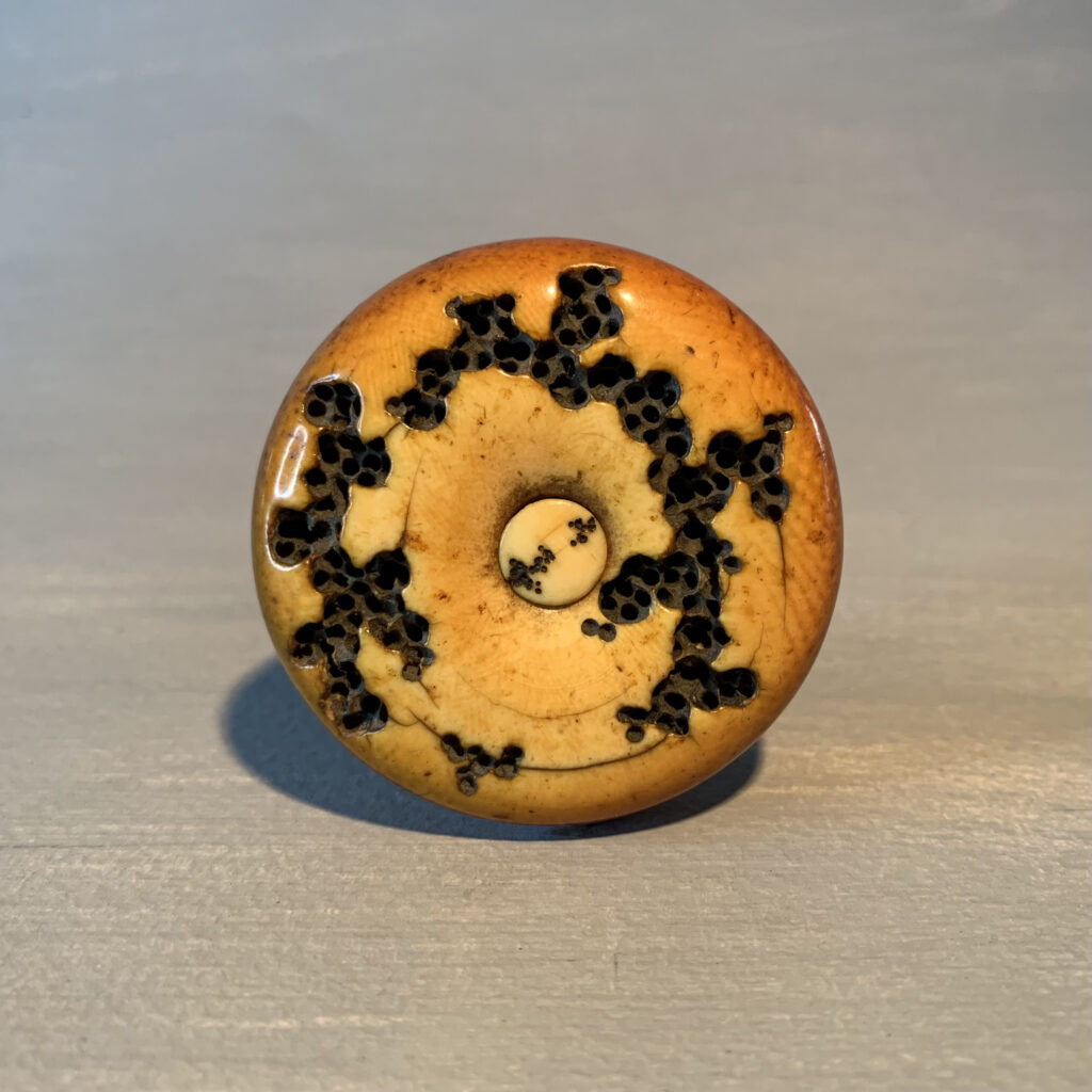 Manju Netsuke