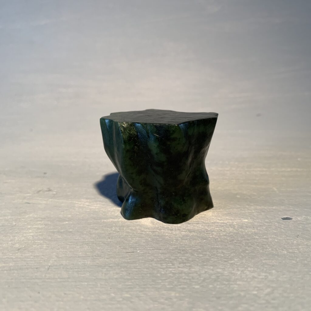 Jade Rock Stand