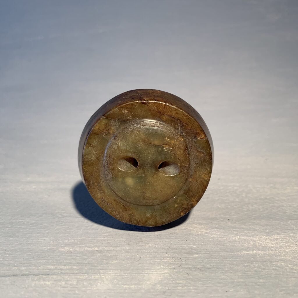 Stone Toggle / Snuff Tray