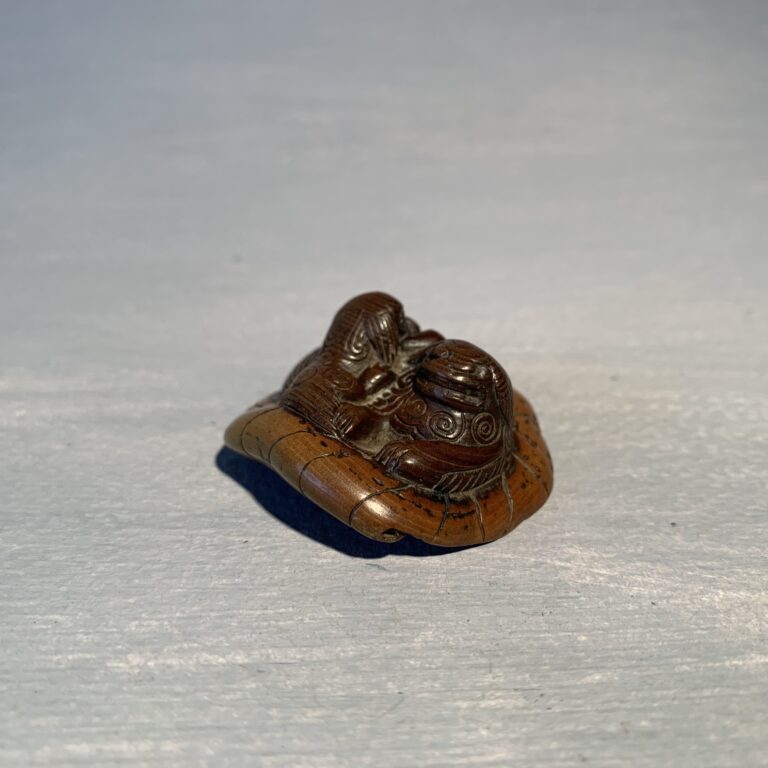 Boxwood Toggle