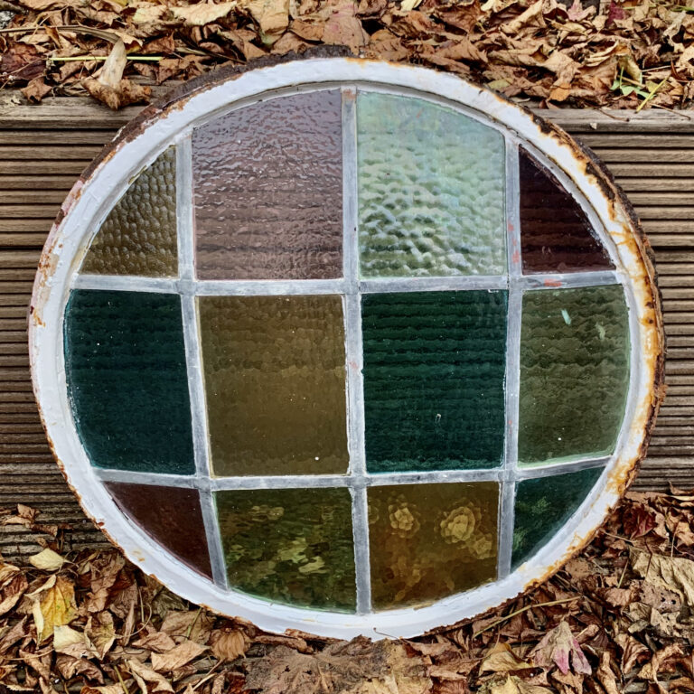 Round window