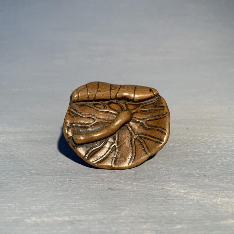 Boxwood Toggle