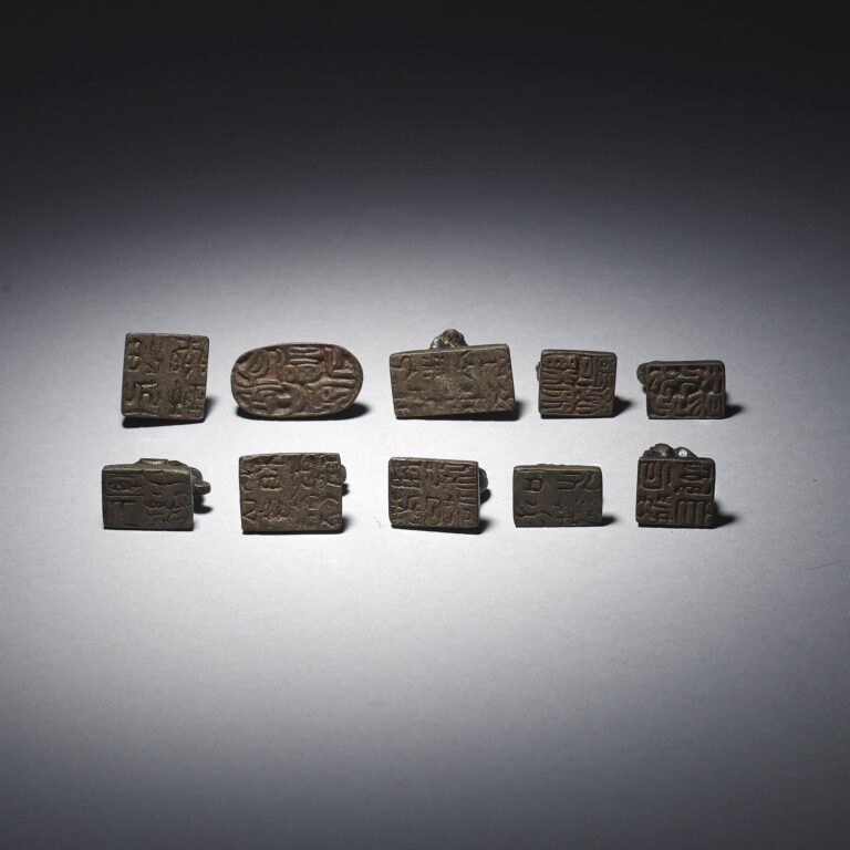 Miniature Seals
